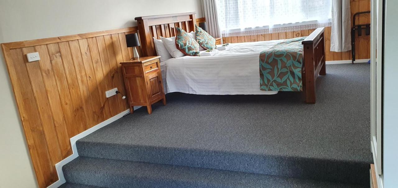 เครเดิล อัลไพน์ รีทรีต Bed & Breakfast Moina ภายนอก รูปภาพ