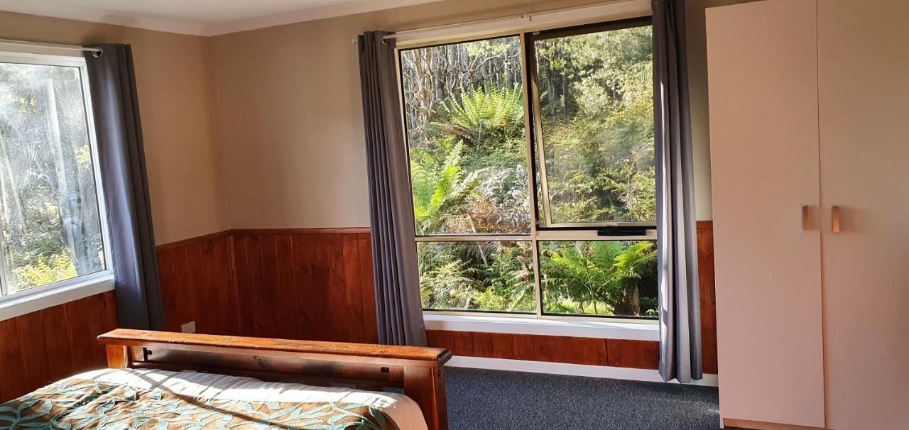 เครเดิล อัลไพน์ รีทรีต Bed & Breakfast Moina ภายนอก รูปภาพ